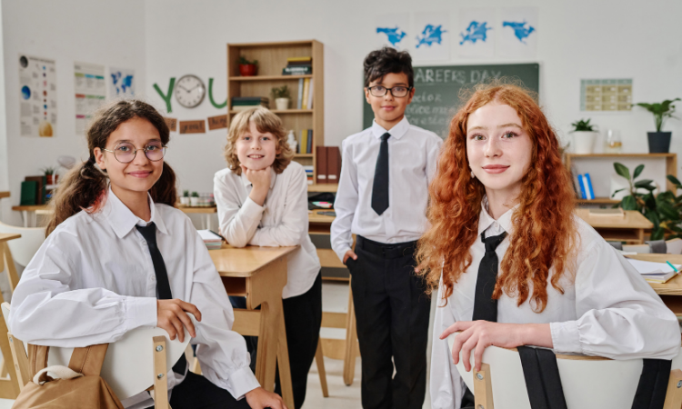 Strategi Digital Marketing Generasi Alpha Fuzzycommunity